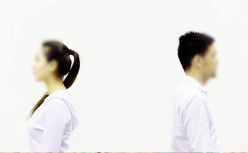 冷漠的愛(ài)作文