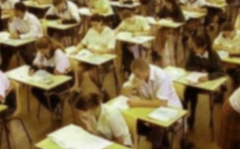 �׃�С����ĩ��ԇ��(ji��n)���u(p��ng)�Z