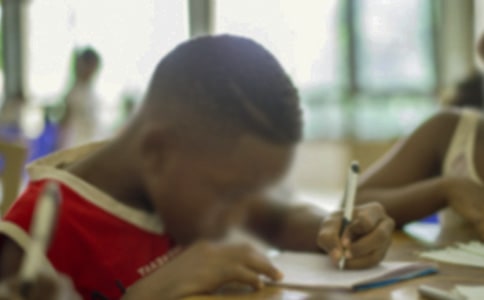 小學(xué)生簡潔評語