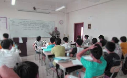 С�W(xu��)��ĩ��(g��)�˽̌W(xu��)�������Y(ji��)��ͨ��32ƪ��