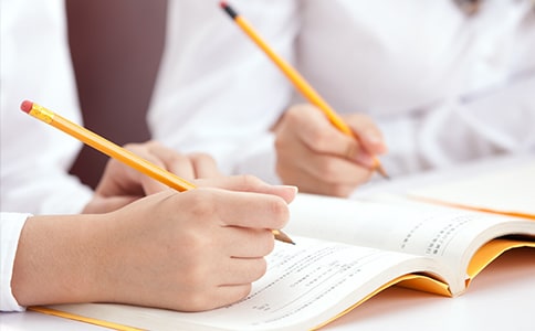 初一金錢(qián)與道德作文