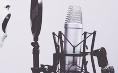 ��һ�γ������꼉(j��)����