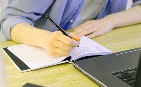 關(guān)于《儒林外史》的讀后感三篇