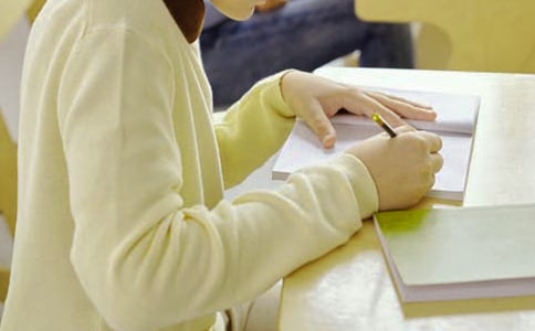 ����ӛ�x��з���1000�֣����x11ƪ��