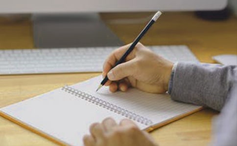 ���µ����˵��x��У�ͨ��5ƪ��