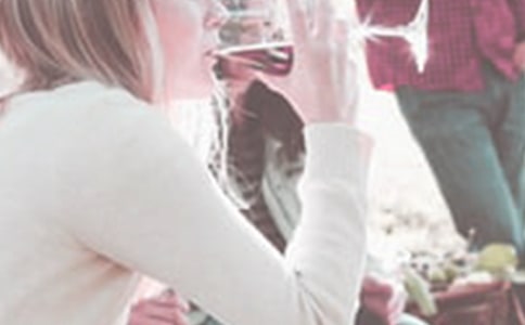 �oŮ���ѱ��C�´��ٺȾƵı��C����ͨ��9ƪ��