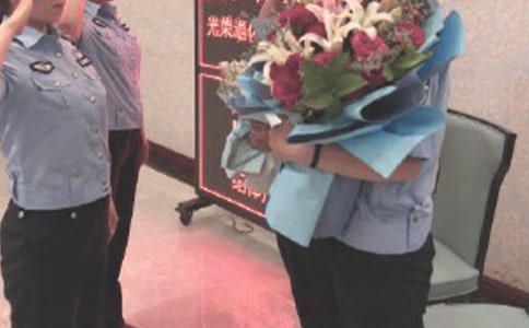 �_(k��i)չ�g�͕�(hu��)���(d��ng)�Ĳ߄���(sh��)