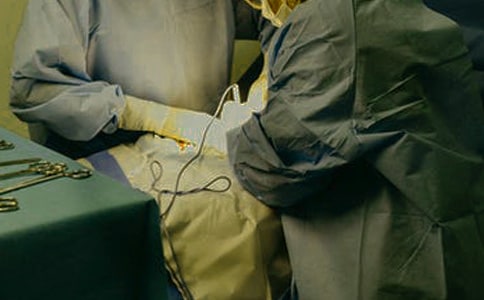 ���в������ߵĸ��x��