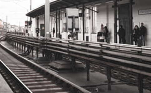 �����Ļ�܇վ�����~