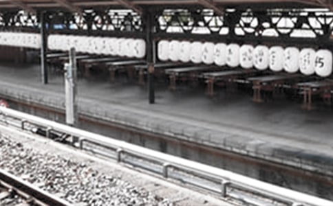 ӛ���е��ϻ�܇վ���꼉(j��)����