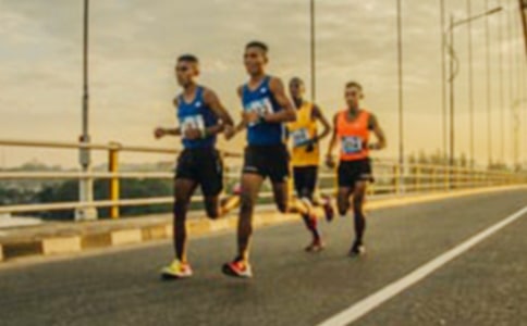 1500米加油稿200字(通用9篇)