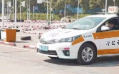 �{У�������Y(ji��)���ģ����x10ƪ��