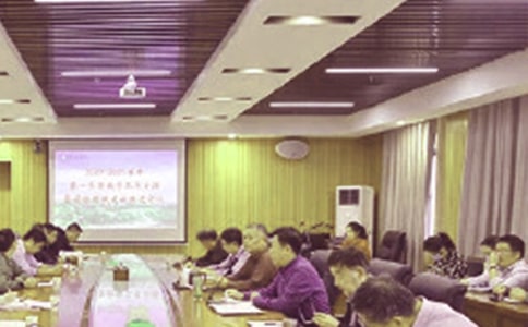 �W����н̄�̎����Ӌ��