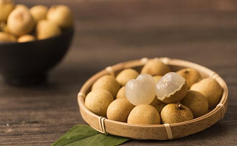 �����f����