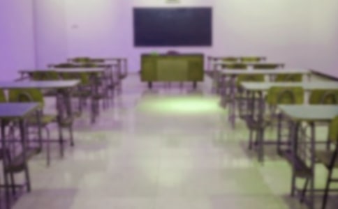 ���꼉(j��)�oĸУ��һ���ŷ��ģ����x12ƪ��