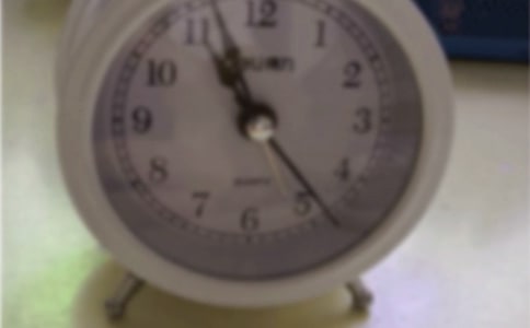 關(guān)于鬧鐘的說明文600字