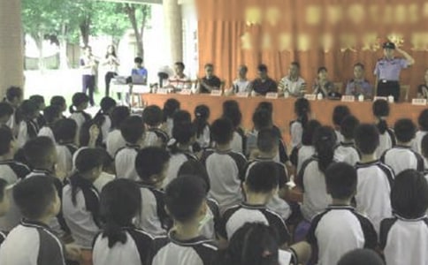 ���ɢ�W(xu��)��Y�vԒ�巶�ģ�ͨ��13ƪ��