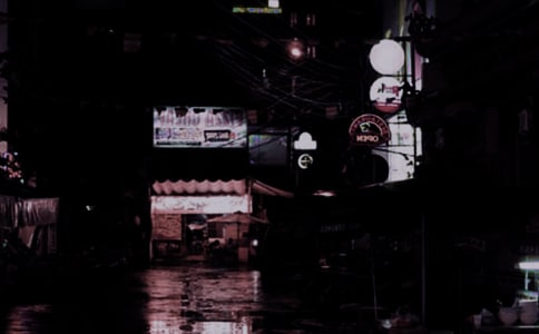 һ���˵���ҹ���������ղ�