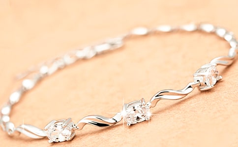 我學會了編手鏈三年級作文