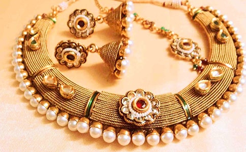 首飾店員工聘用協(xié)議