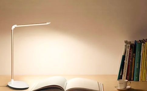 小臺燈的六年級作文