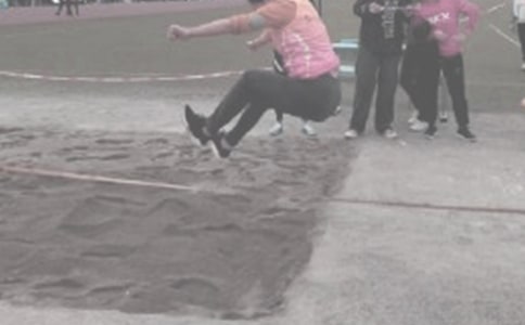 有關(guān)跳遠(yuǎn)比賽的加油稿(通用8篇)