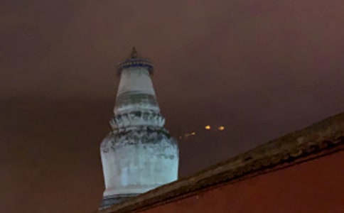 �����_ɽ���ķ��ľ��x