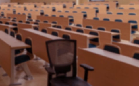 2025年正規(guī)高三復(fù)讀學(xué)校學(xué)費(fèi)多少錢