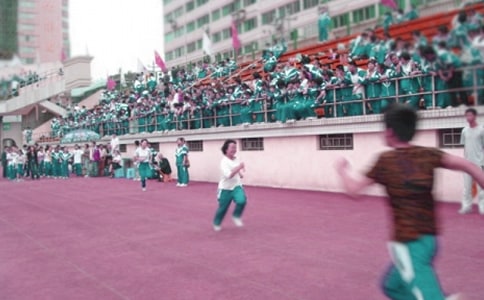 �\�ӕ��_ĻʽУ�L��(j��ng)�����o���ģ�ͨ��8ƪ��