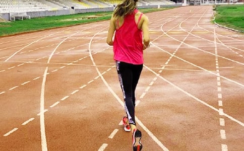 運(yùn)動(dòng)員的致辭通用