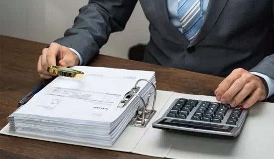 財務(wù)專業(yè)人員述職報告范文(精選10篇)